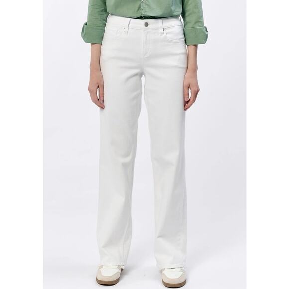 Dear John - Taylor Straight Leg Jeans in White - Picture 5 of 5